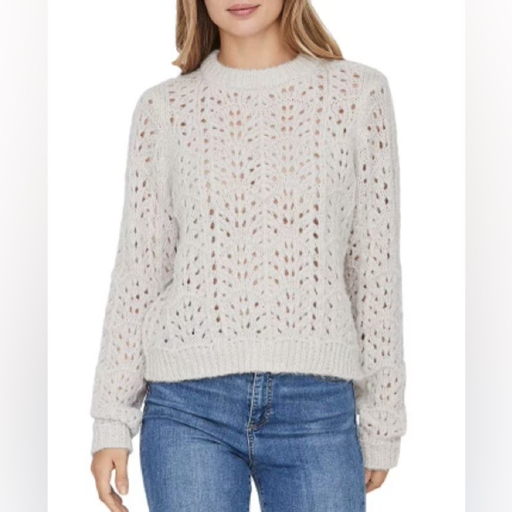 Veto moda, slight crop length, open knit sweater
